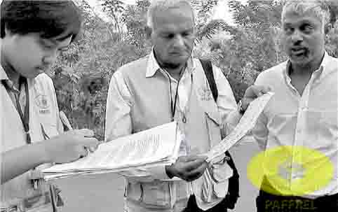 අනුරාධපුර ඡන්ද පොල රැසක් ඉදිරිපිට ව්‍යාජ ඡන්ද පත්‍රිකා
